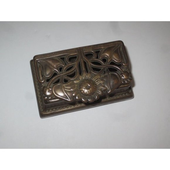 Rare find  art deco  Antique Art Nouveau Solid Brass Bronze Patina Stamp Box - Picture 3 of 6